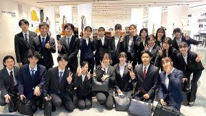 企業を2社訪問しました